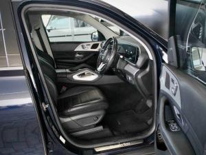 Mercedes-Benz GLE GLE300d 4Matic - Image 13