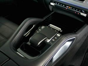 Mercedes-Benz GLE GLE300d 4Matic - Image 17