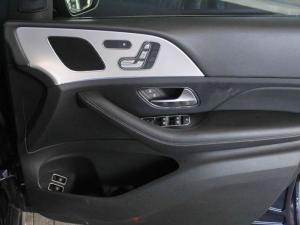 Mercedes-Benz GLE GLE300d 4Matic - Image 18