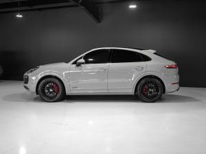 Porsche Cayenne GTS coupe - Image 2