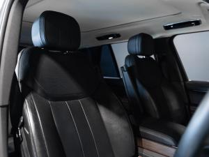 Land Rover Range Rover D350 HSE - Image 11