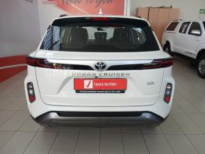 Toyota Urban Cruiser 1.5 XR manual - Image 5