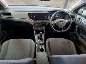 Volkswagen Polo hatch 1.0TSI Comfortline - Image 9