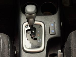 Toyota Hilux 2.8GD-6 double cab Raider auto - Image 11