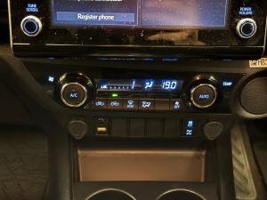 Toyota Hilux 2.8GD-6 double cab Raider auto - Image 14