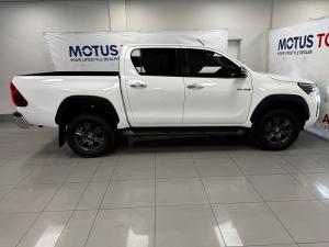 Toyota Hilux 2.8GD-6 double cab Raider auto - Image 3