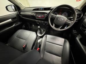 Toyota Hilux 2.4GD single cab S (aircon) - Image 6