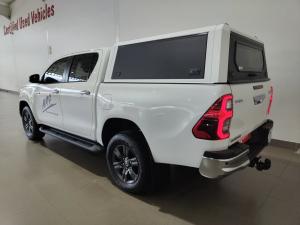 Toyota Hilux 2.8GD-6 48V double cab Raider - Image 13