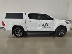Toyota Hilux 2.8GD-6 48V double cab Raider - Image 4