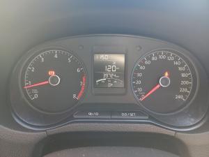 Volkswagen Polo Vivo hatch 1.4 Comfortline - Image 11