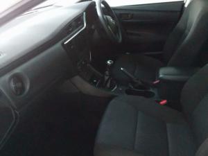 Toyota Corolla Quest 1.8 Plus manual - Image 7