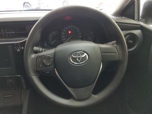 Toyota Corolla Quest 1.8 Plus manual - Image 8