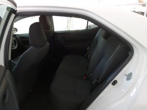 Toyota Corolla Quest 1.8 Plus manual - Image 11