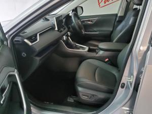 Toyota RAV4 2.0 VX - Image 7
