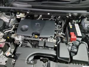 Toyota RAV4 2.0 VX - Image 11