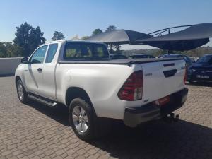 Toyota Hilux 2.4GD-6 Xtra cab SRX - Image 18