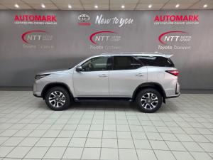 Toyota Fortuner 2.4GD-6 4X4 automatic - Image 15