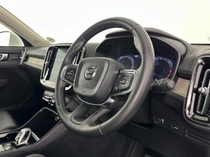 Volvo XC40 D4 Inscription AWD Geartronic - Image 13