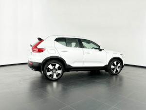 Volvo XC40 D4 Inscription AWD Geartronic - Image 7