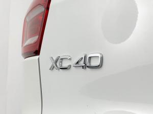Volvo XC40 D4 Inscription AWD Geartronic - Image 8