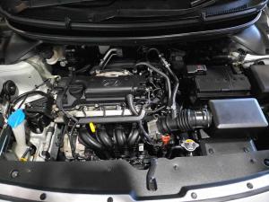 Hyundai i20 1.4 Motion automatic - Image 16