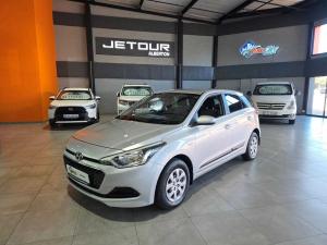Hyundai i20 1.4 Motion automatic - Image 1