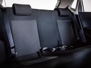 Volkswagen Polo Vivo hatch 1.4 Comfortline - Image 15
