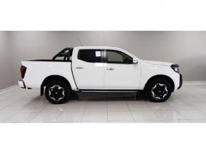 Nissan Navara 2.5DDTi double cab LE Plus 4x4 - Image 2