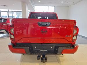 Nissan Navara 2.5DDTi double cab Pro-4X 4x4 - Image 5