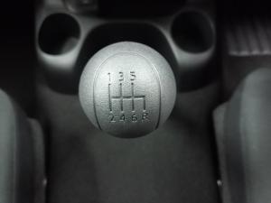 Nissan Navara 2.5DDTi double cab XE 4x4 - Image 11
