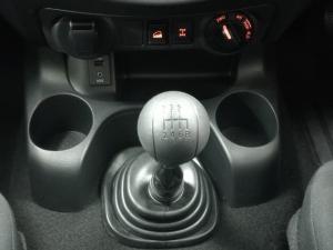 Nissan Navara 2.5DDTi double cab XE 4x4 - Image 9