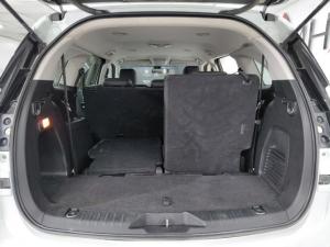 Isuzu mu-X 3.0TD LS 4WD - Image 5