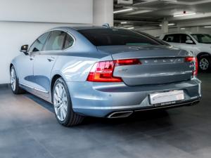 Volvo S90 D5 AWD Inscription - Image 3