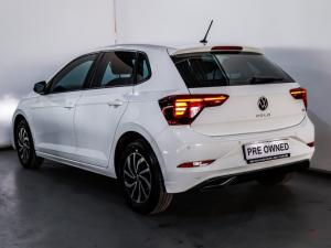 Volkswagen Polo hatch 1.0TSI Life auto - Image 3