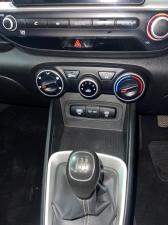 Hyundai Venue 1.2 Premium - Image 13
