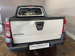 Nissan NP200 1.6i safety pack (aircon) - Image 4