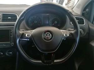Volkswagen Polo Vivo hatch 1.6 Highline - Image 14