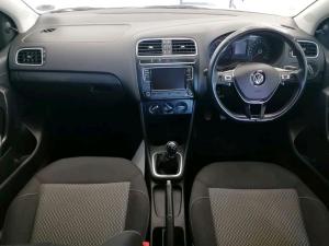 Volkswagen Polo Vivo hatch 1.6 Highline - Image 18