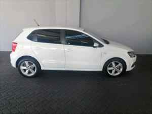 Volkswagen Polo Vivo hatch 1.6 Highline - Image 5