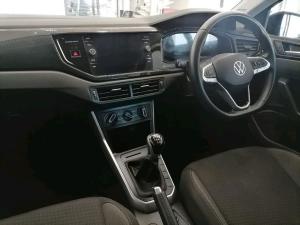Volkswagen Polo hatch 1.0TSI Life manual - Image 13