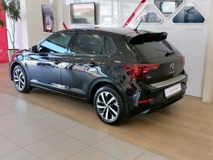 Volkswagen Polo hatch 1.0TSI Life manual - Image 3