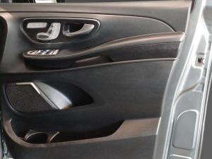 Mercedes-Benz V-Class V300d Exclusive - Image 17