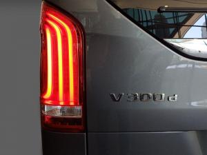 Mercedes-Benz V-Class V300d Exclusive - Image 20