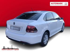 Volkswagen Polo sedan 1.4 Trendline - Image 4