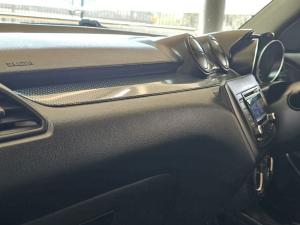 Suzuki Swift 1.2 GL manual - Image 12