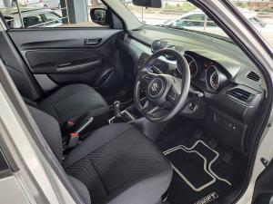 Suzuki Swift 1.2 GL manual - Image 11