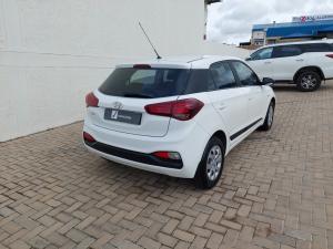 Hyundai i20 1.2 Motion - Image 2