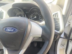 Ford EcoSport 1.5TDCi Trend - Image 12