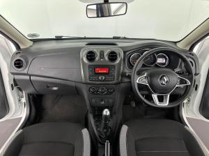 Renault Sandero 900T Stepway Expression - Image 19