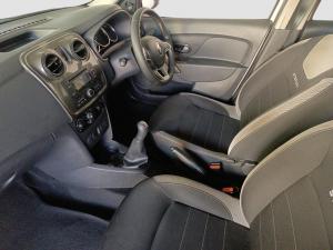 Renault Sandero 900T Stepway Expression - Image 3